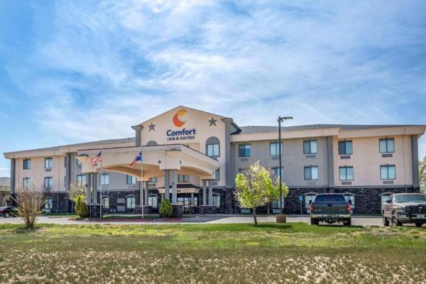 Comfort Inn & Suites