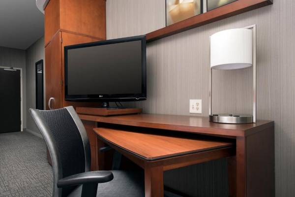 Workspace - Courtyard by Marriott Lufkin