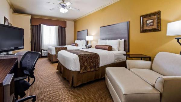 Workspace - Best Western Plus Crown Colony Inn & Suites