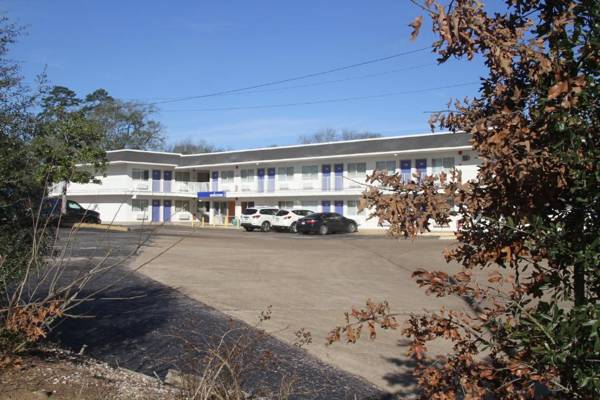 Motel 6-Lufkin TX