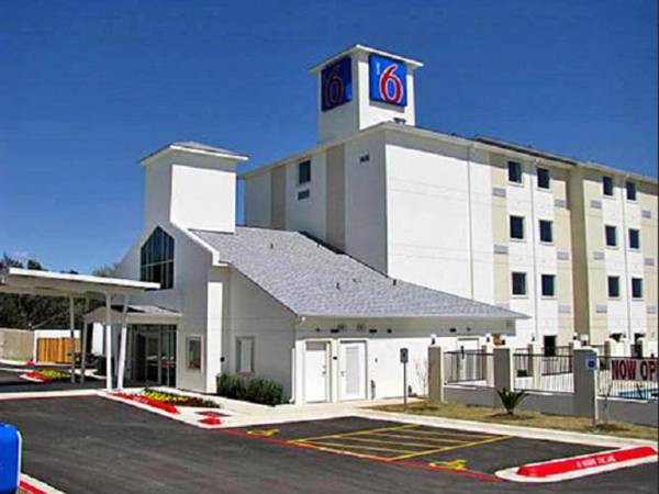 Motel 6-Marble Falls TX