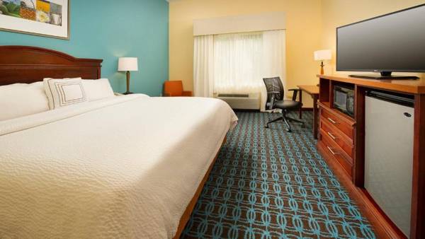 Fairfield Inn & Suites by Marriott Marshall