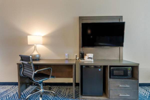 Workspace - Comfort Inn & Suites Balch Springs - SE Dallas