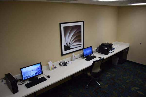 Workspace - Candlewood Suites Monahans an IHG Hotel