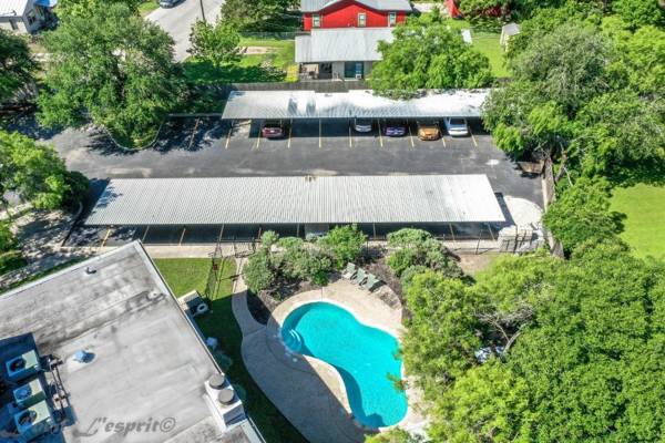 Seele Street River Retreat SS B11