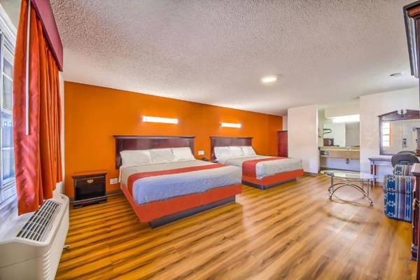 Hillcrest Inn & Suites Ozona