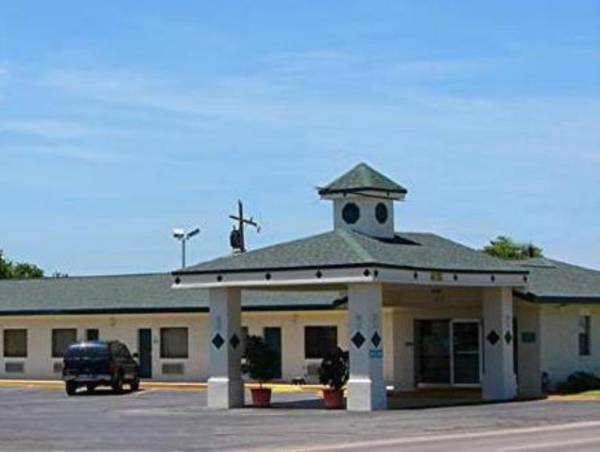 Executive Inn Pearsall