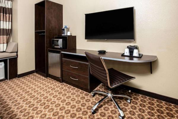 Workspace - Microtel Inn and Suites Pecos