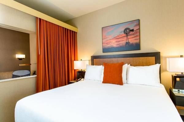 Cambria Hotel Plano - Frisco