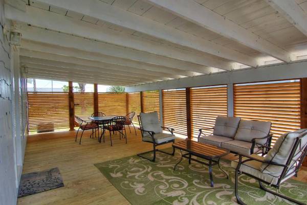 Hurricane Harbour SS523H