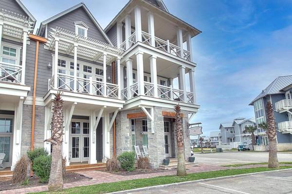 Sandy Feet Retreat TC 9106