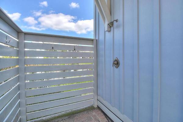 Beyond Paradise 119 SE