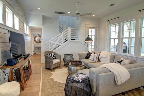 One Particular Harbor 119 FI