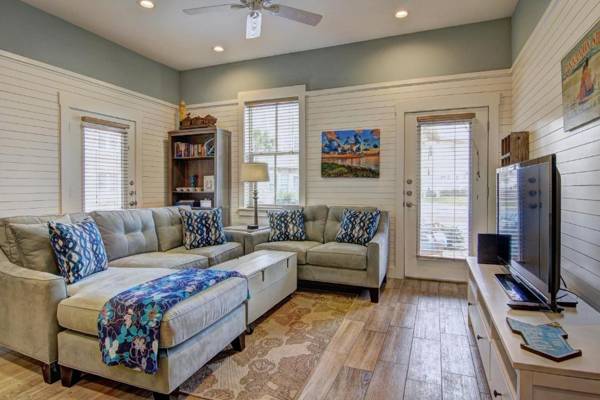 Watercolor Bungalow TC 2101