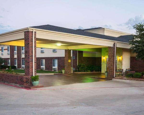 Comfort Inn Red Oak