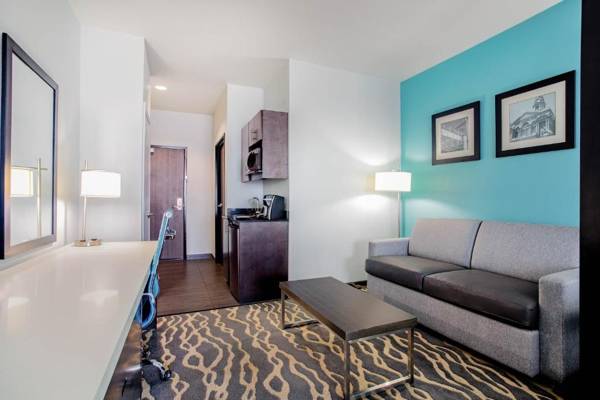 La Quinta Inn & Suites by Wyndham Northlake Ft. Worth