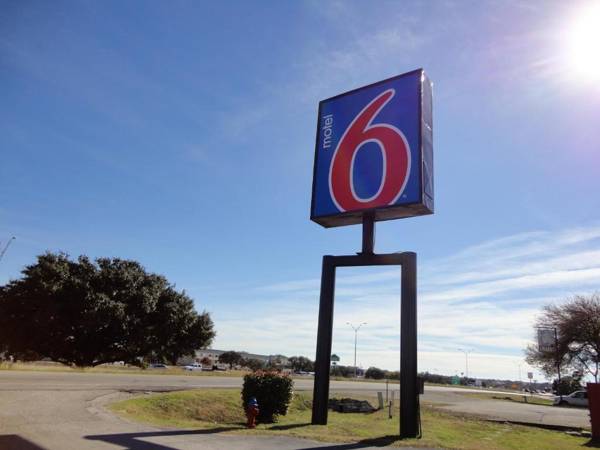 Motel 6-Round Rock TX