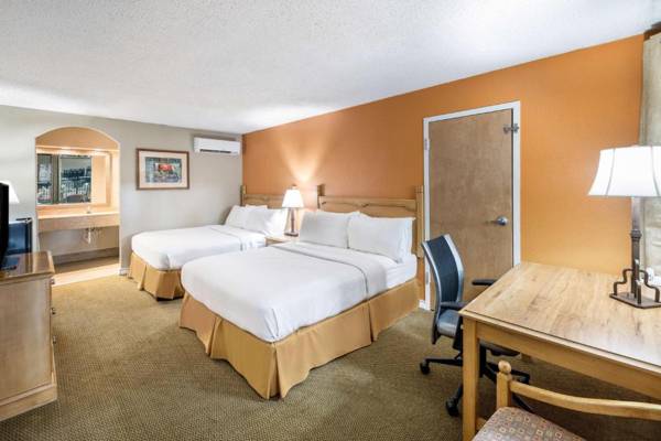 Workspace - Pearl on the Concho SureStay Collection by Best Western