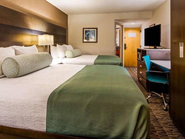 Workspace - Clarion Pointe by Choice Hotels San Antonio