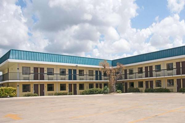 Days Inn by Wyndham N.W. Medical Center