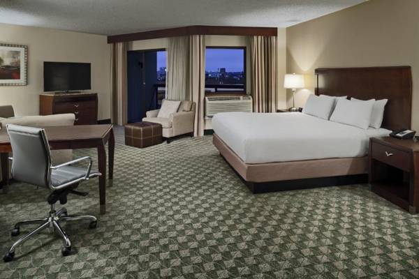 Workspace - DoubleTree by Hilton San Antonio Downtown