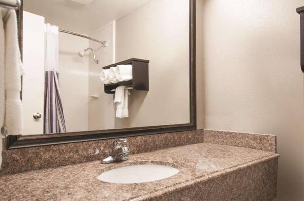 La Quinta Inn by Wyndham San Antonio Brooks City Base