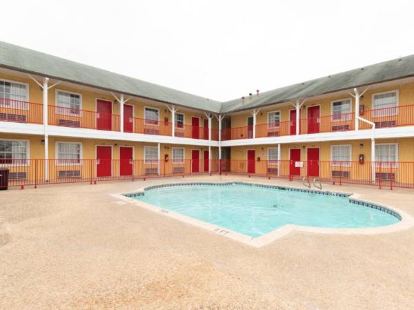 OYO Hotel San Antonio Lackland near Seaworld