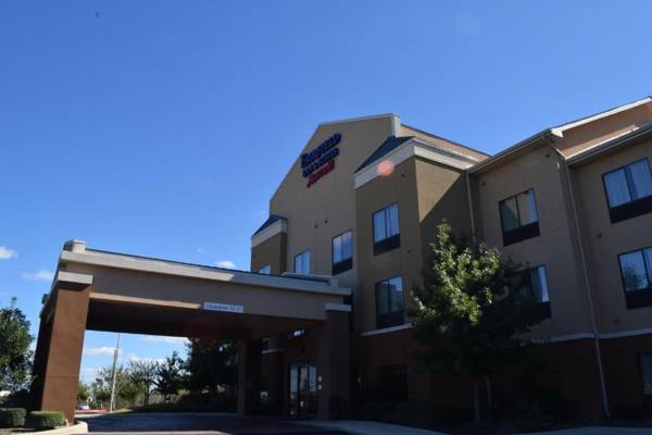 Fairfield Inn & Suites by Marriott San Antonio SeaWorld / Westover Hills