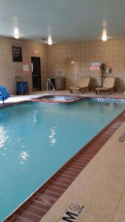 SureStay Plus Hotel by Best Western Near SeaWorld San Antonio