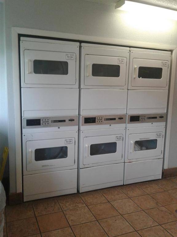 InTown Suites Extended Stay San Antonio TX- Perrin Beitel Road