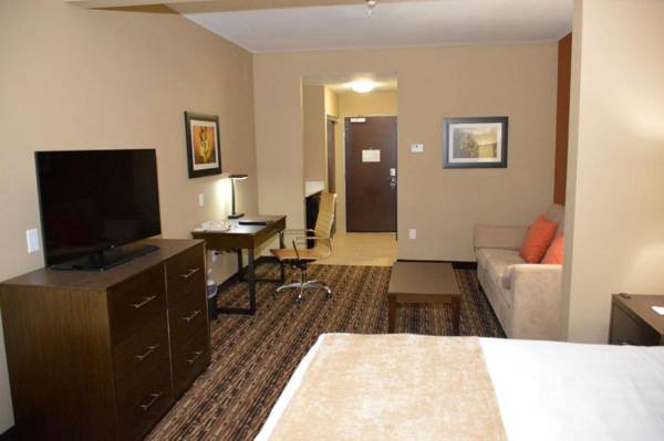 Best Western Plus Elmendorf Hotel