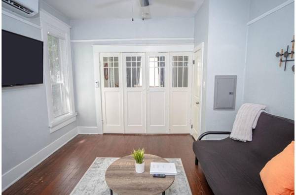 Las Carolinas #1 Cozy 1BR1BA Sleeps 4