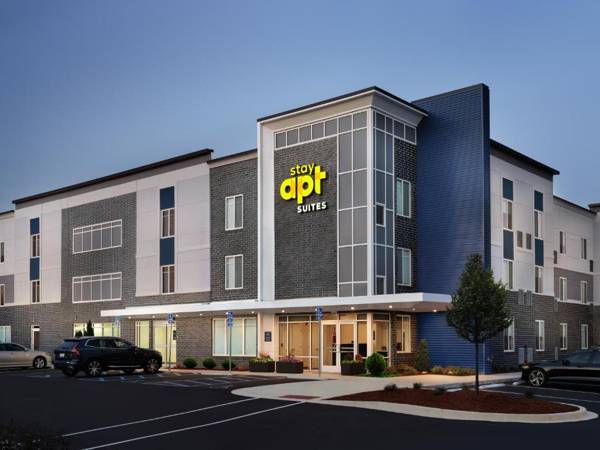 stayAPT Suites San Antonio-Randolph (Live Oak)