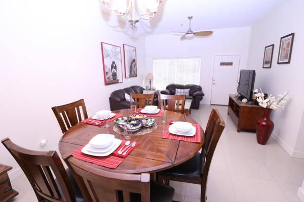 La Isla Residences Luxury Condominiums