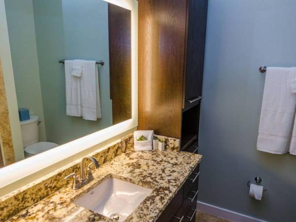 Beachfront 3 Bedroom Condo