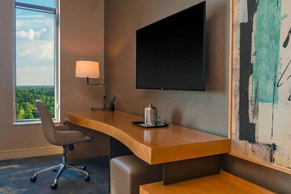 Workspace - The Westin at The Woodlands