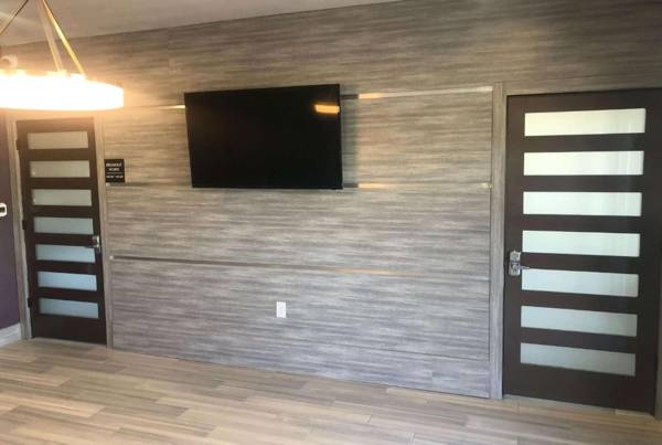 Super 8 by Wyndham Spring/North Houston