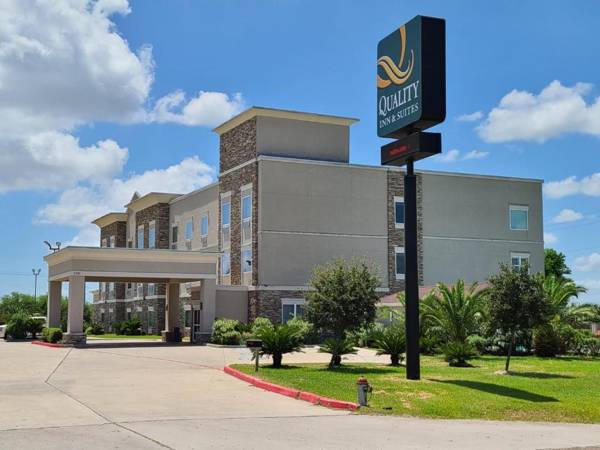 Quality Inn & Suites Victoria East