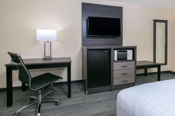 Workspace - Days Inn by Wyndham Waco