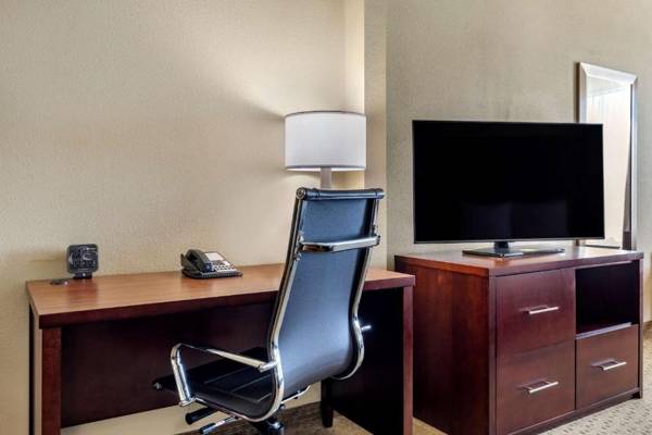 Workspace - Comfort Suites Waco Near University Area