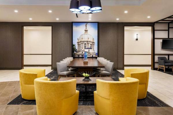 Hyatt Place Waco - South