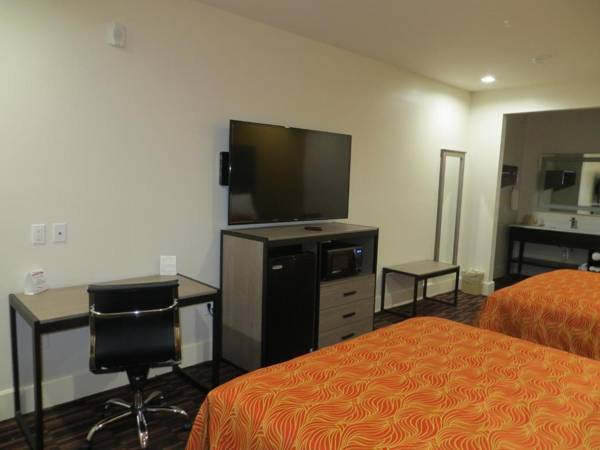 Workspace - Scottish Inn and Suites