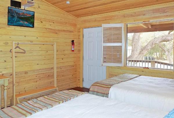 Wimberley Log Cabins Resort and Suites- Unit 8