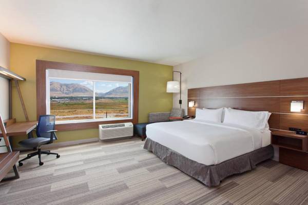 Workspace - Holiday Inn Express & Suites - Brigham City - North Utah an IHG Hotel