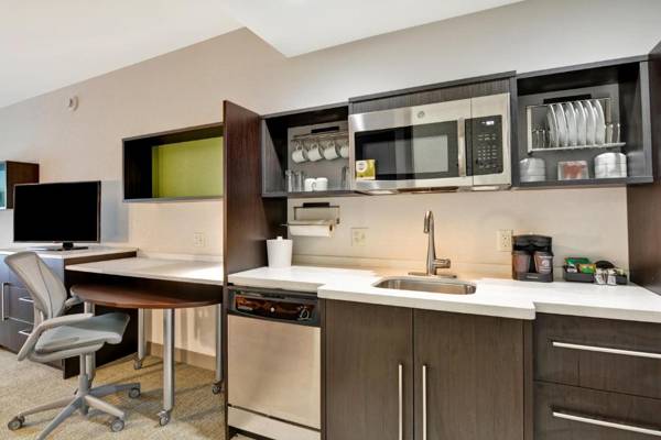 Workspace - Home2 Suites by Hilton Lehi/Thanksgiving Point