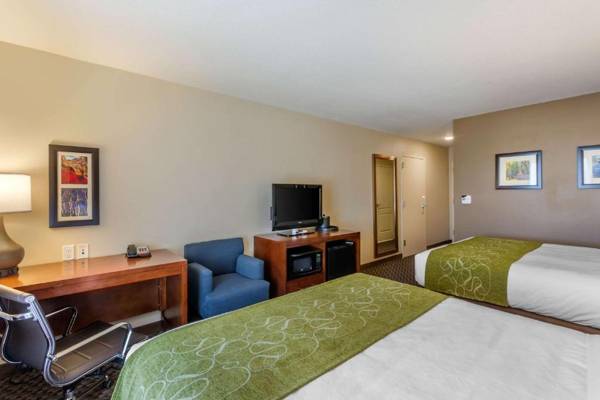 Workspace - Comfort Inn & Suites Logan Near University