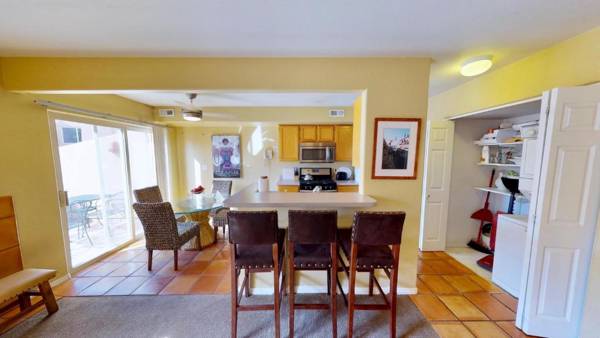 Henning's Escape #3328