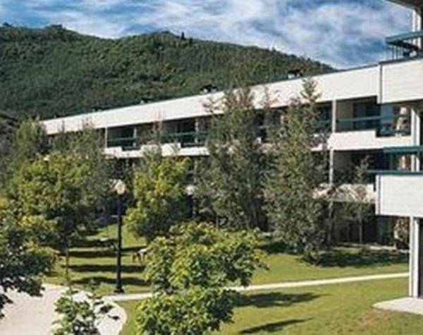 GetAways at Park Regency Resort