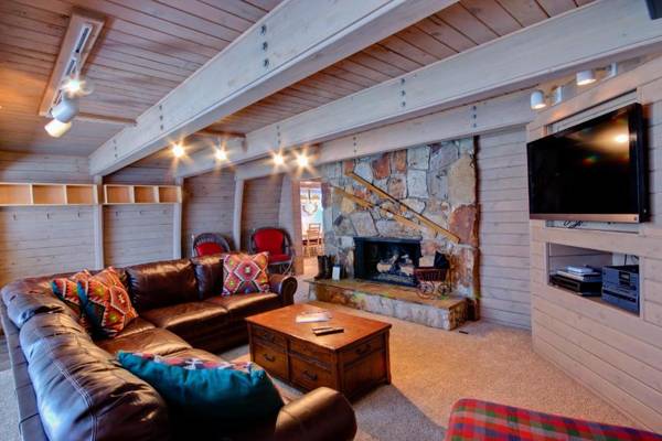 1120 Empire Avenue - Unit B