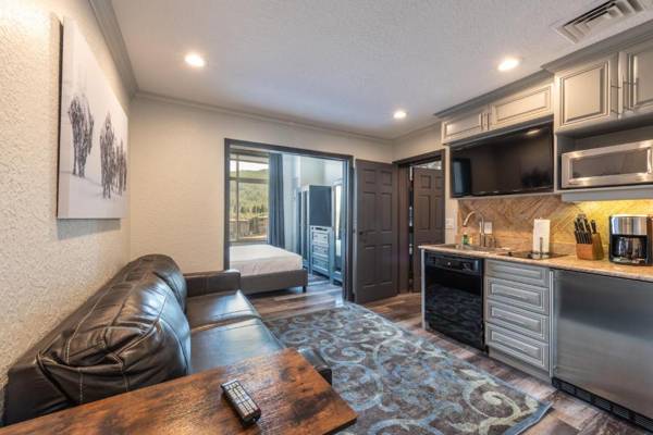 Westgate Park City Differentiated Modern Update Top Floor View Deluxe Studio